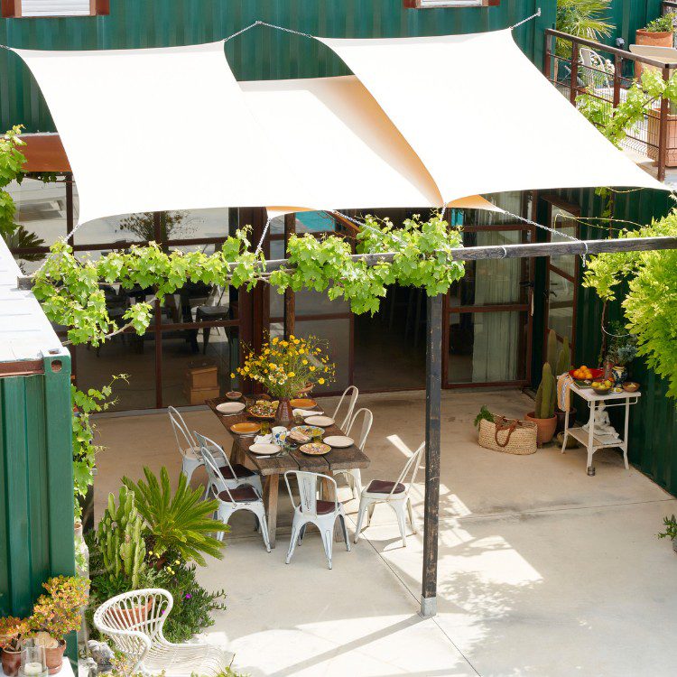 Shades and awnings in Frisco, TX Shades and awnings in Frisco, TX